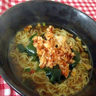 ネギラー油とワカメのラーメン♡